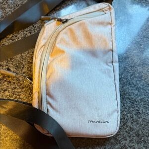 Travelon Small Light Gray Travel/ Messenger Bag, new